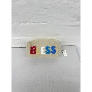Styling Fuzzy Make Up Bag‎
